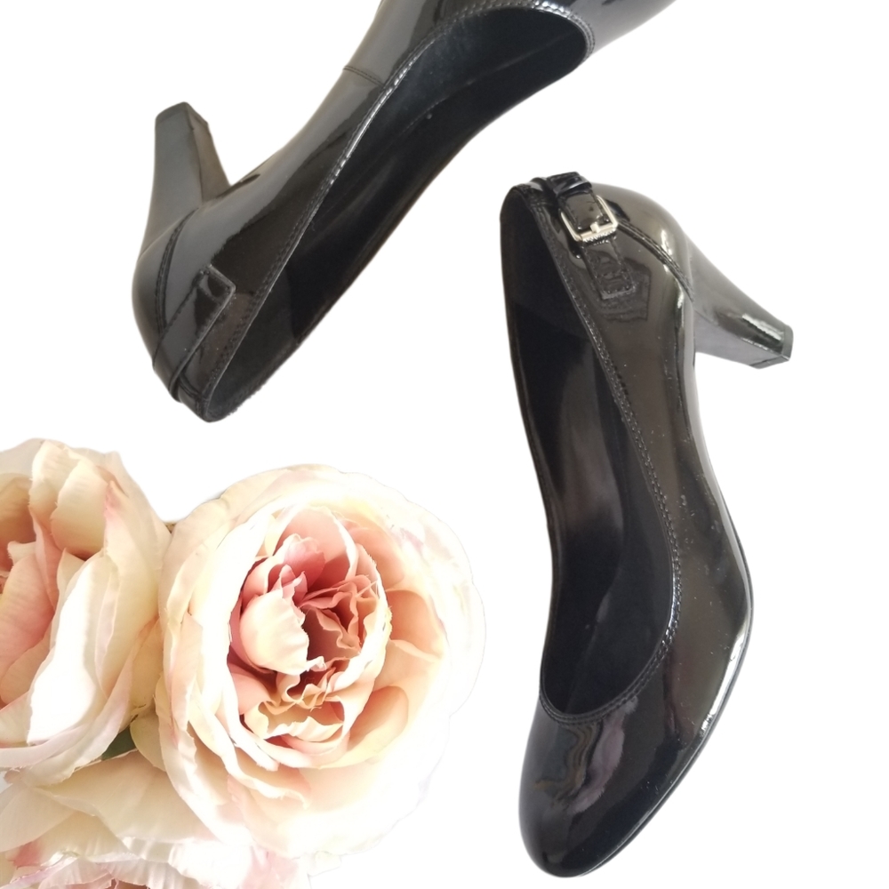 Lauren Ralph Lauren Sachi Black Heels